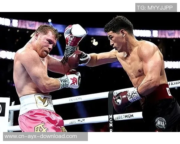 丹尼斯与德文的巅峰对决谁将成为拳击界的新王者